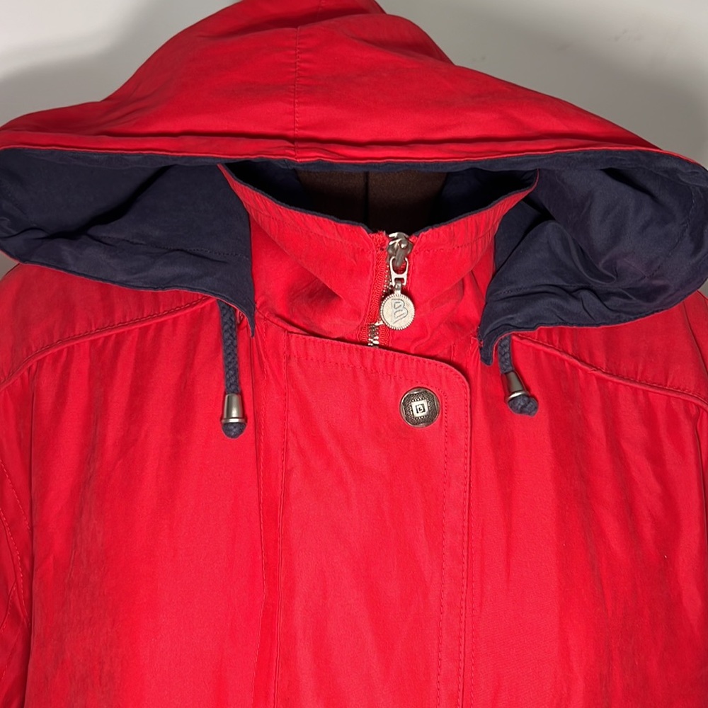 Red Soft Wrinkle Resistant Spring Lightweight Cozy Windbreaker Hoodie Zip Up - Picture 6 of 7